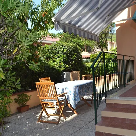 بيت للعطل La Limonaia مارتْشانا مارينا